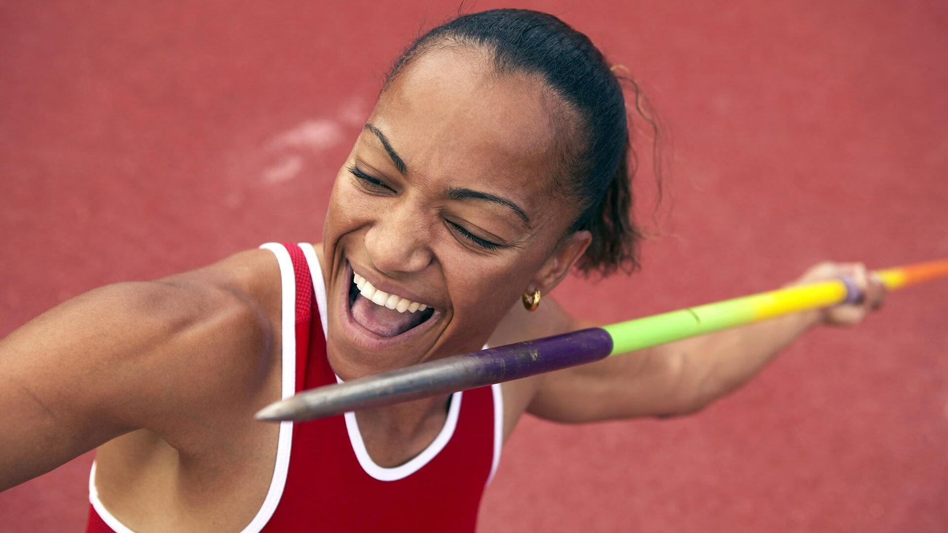 中国香港前锋米高豪言，韩国后卫无人能挡我的身体对抗