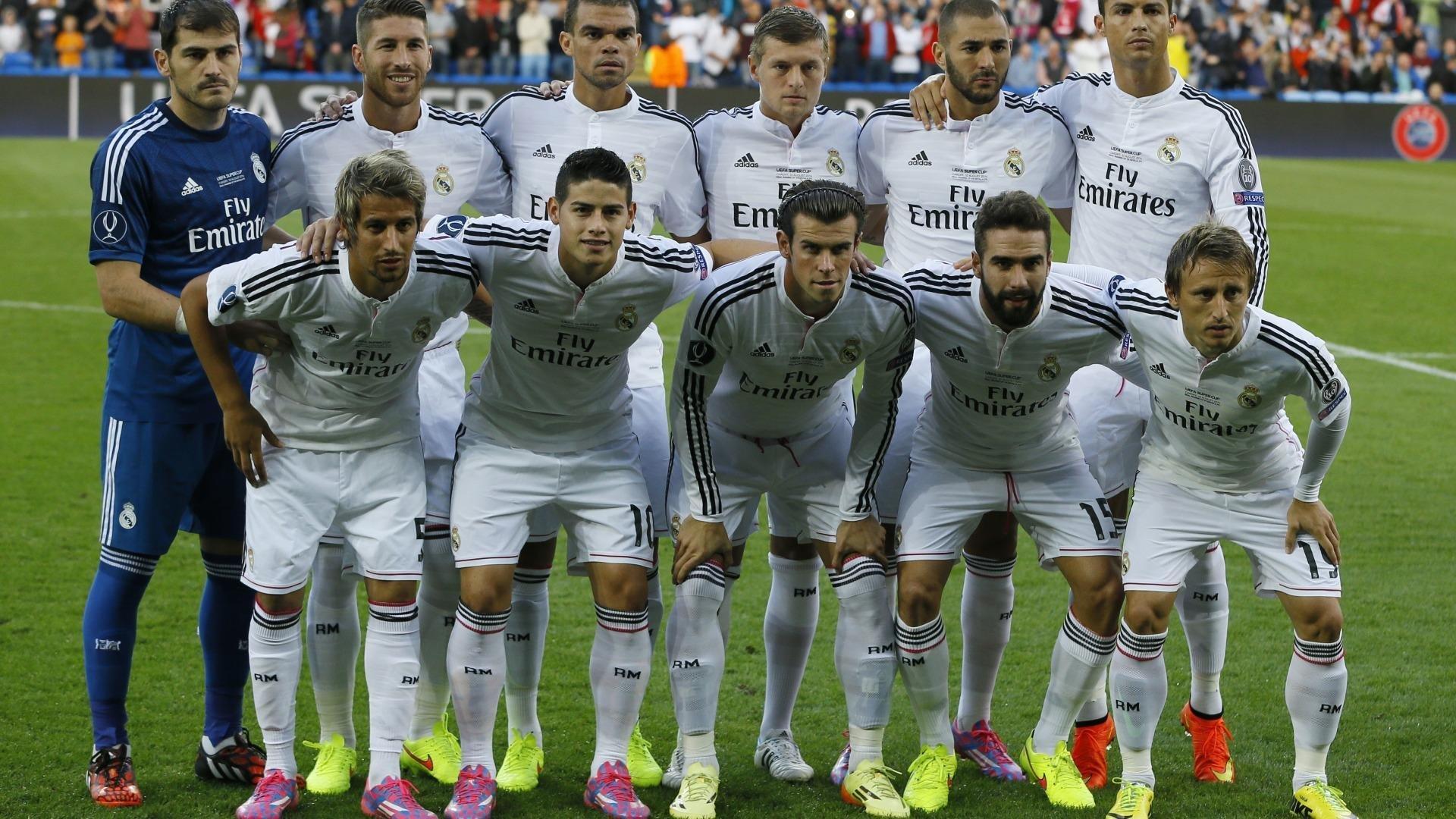 远射破门，绿茵场上的艺术与科学，那些令人难忘的进球瞬间