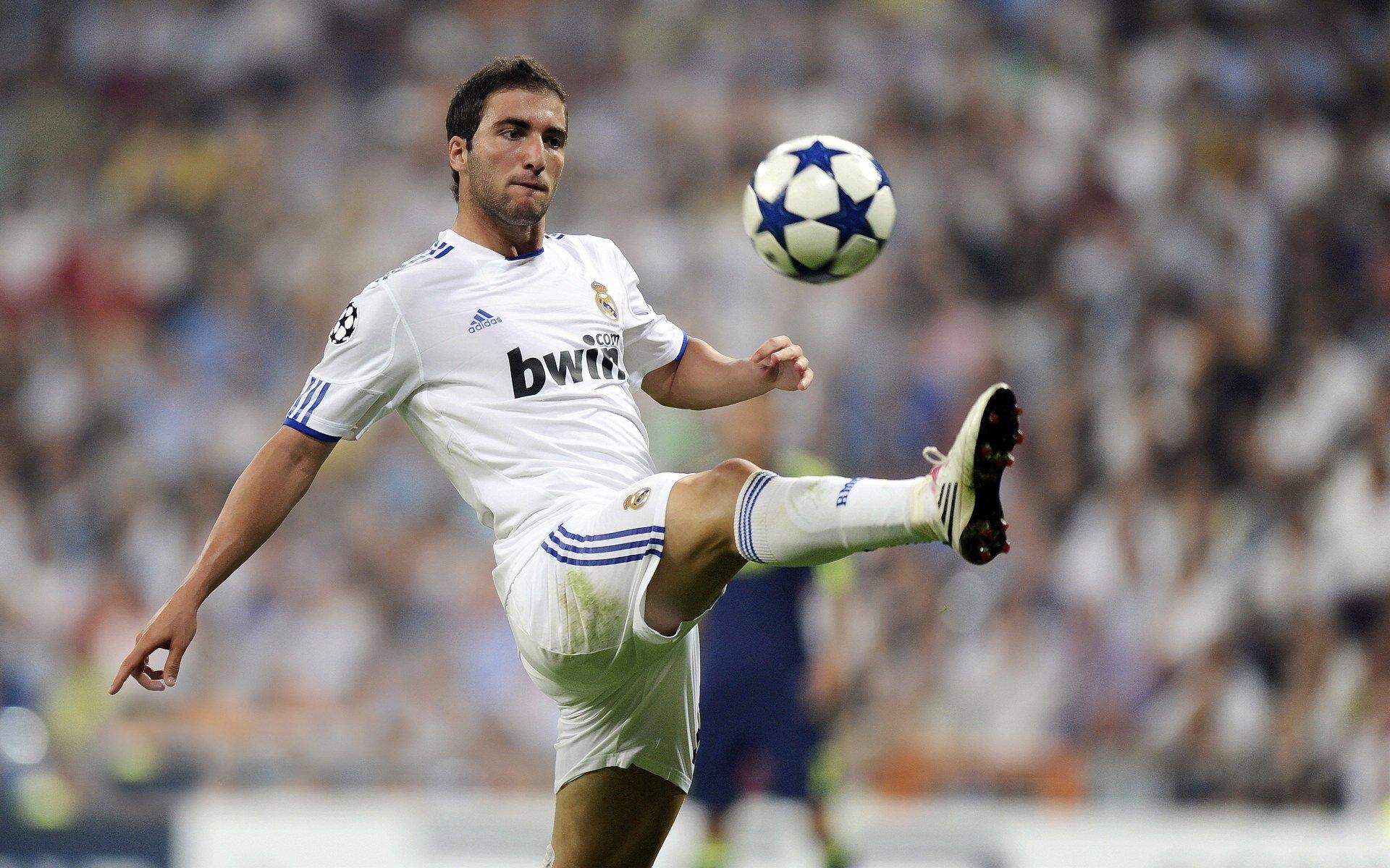 国际足联再推橙牌制度，革新举措还是重复试